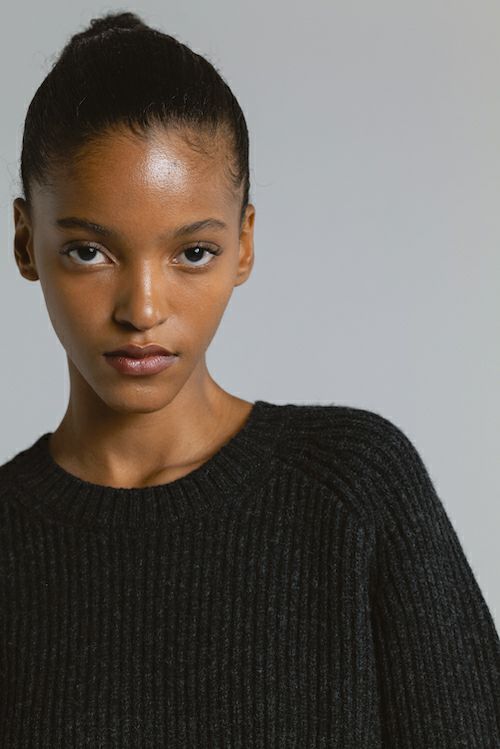 【25AW】RAGLAN CREWNECK KNIT / ラグランクルーネックニット (チャコールグレー)
