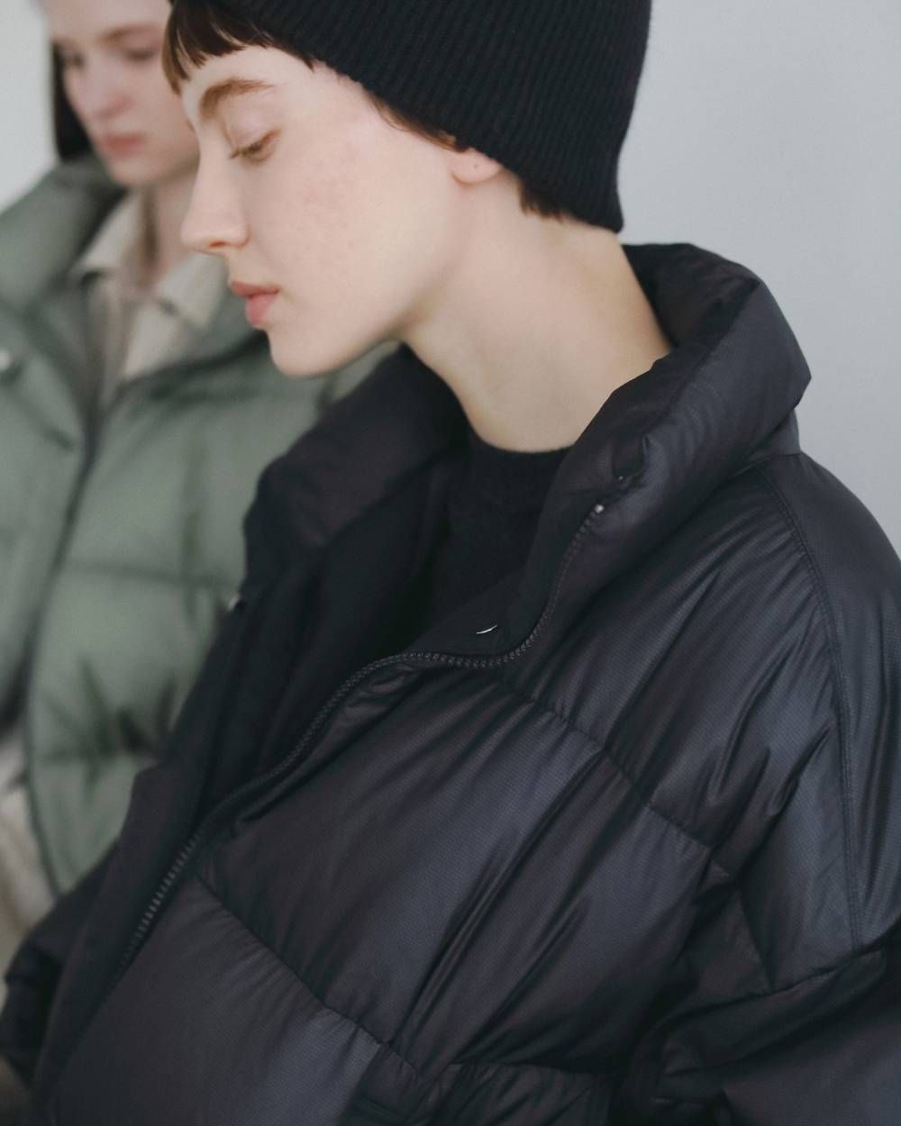 スタンドカラーダウンジャケット (チャコールグレー) Standcollar Down Jacket (Charcoal gray) / 26AW 【6月29日まで期間限定予約】