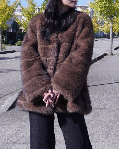 【25AW】Border Fur Coat (ブラウン) / ボーダーファーコート / エコファー / フェイクファー