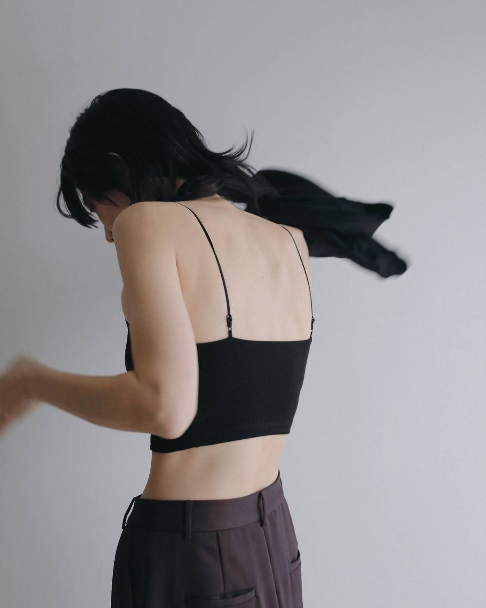 パッド付きハーフキャミソール (ブラック) Padin Half Camisole (Black) / 26SS