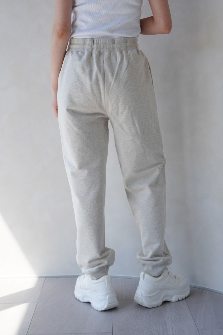 163cm 着用:S (自然光)