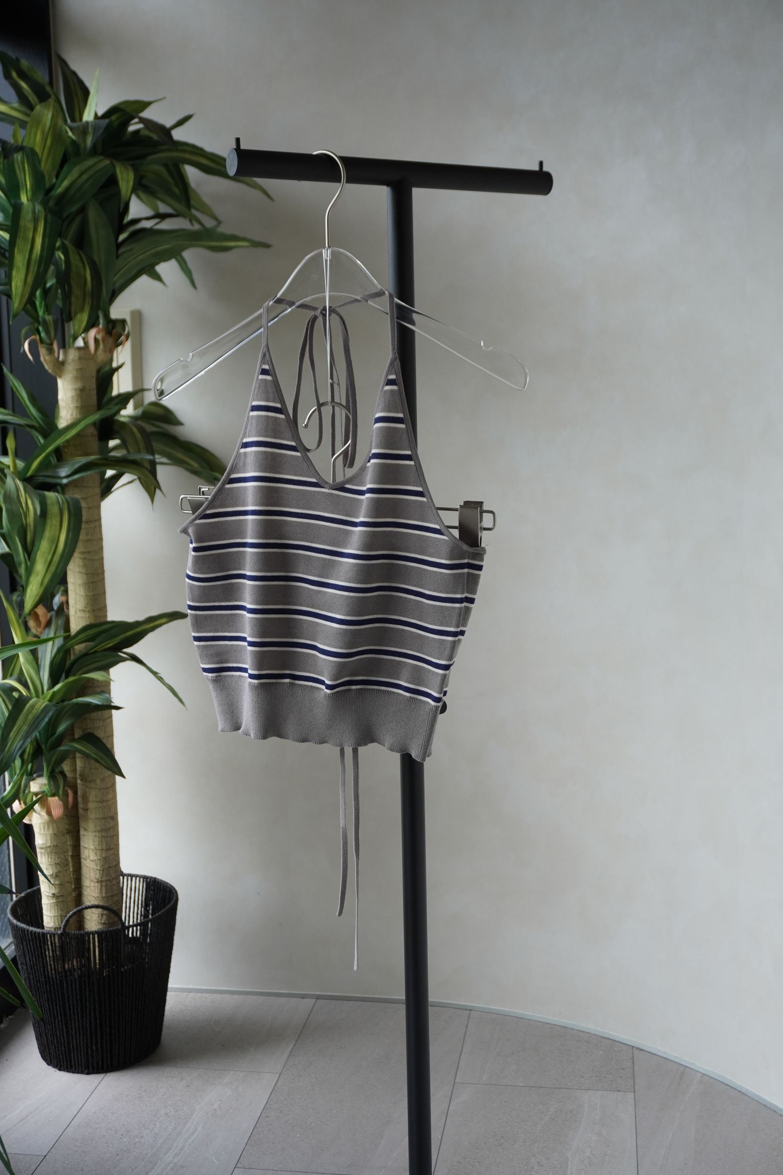 ニット ホルタービスチェ (グレー) knit halter bustier (Gray) /  26SS
