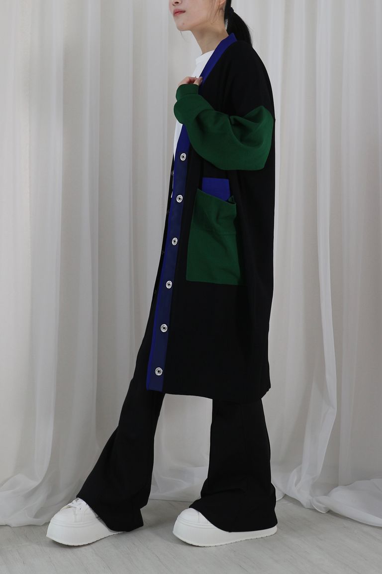 156cm 着用:フリー (店内照明)