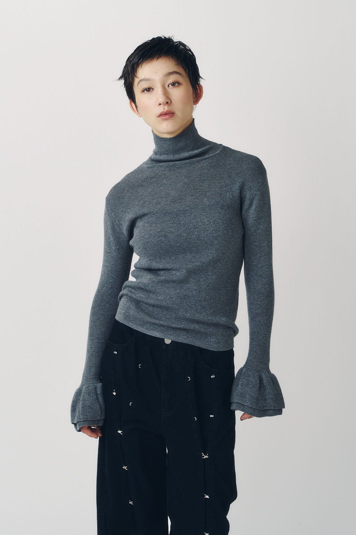 フリルハイネックニット (グレー) frill high neck knit (Gray) / 26AW