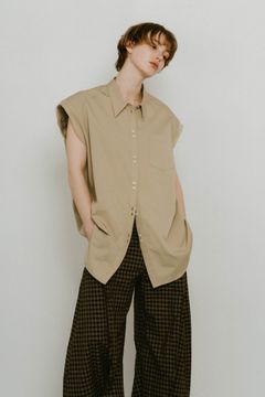 stripe label nosleeve shirt / ストライプ ラベル ノースリーブ シャツ (モスグリーン) / 25SS