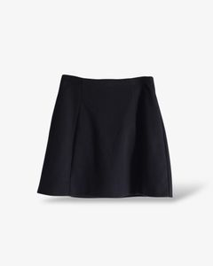 【25AW】Trapeze Silhouette Skirt Pants / トラペーズシルエットスカパン (ブラック)