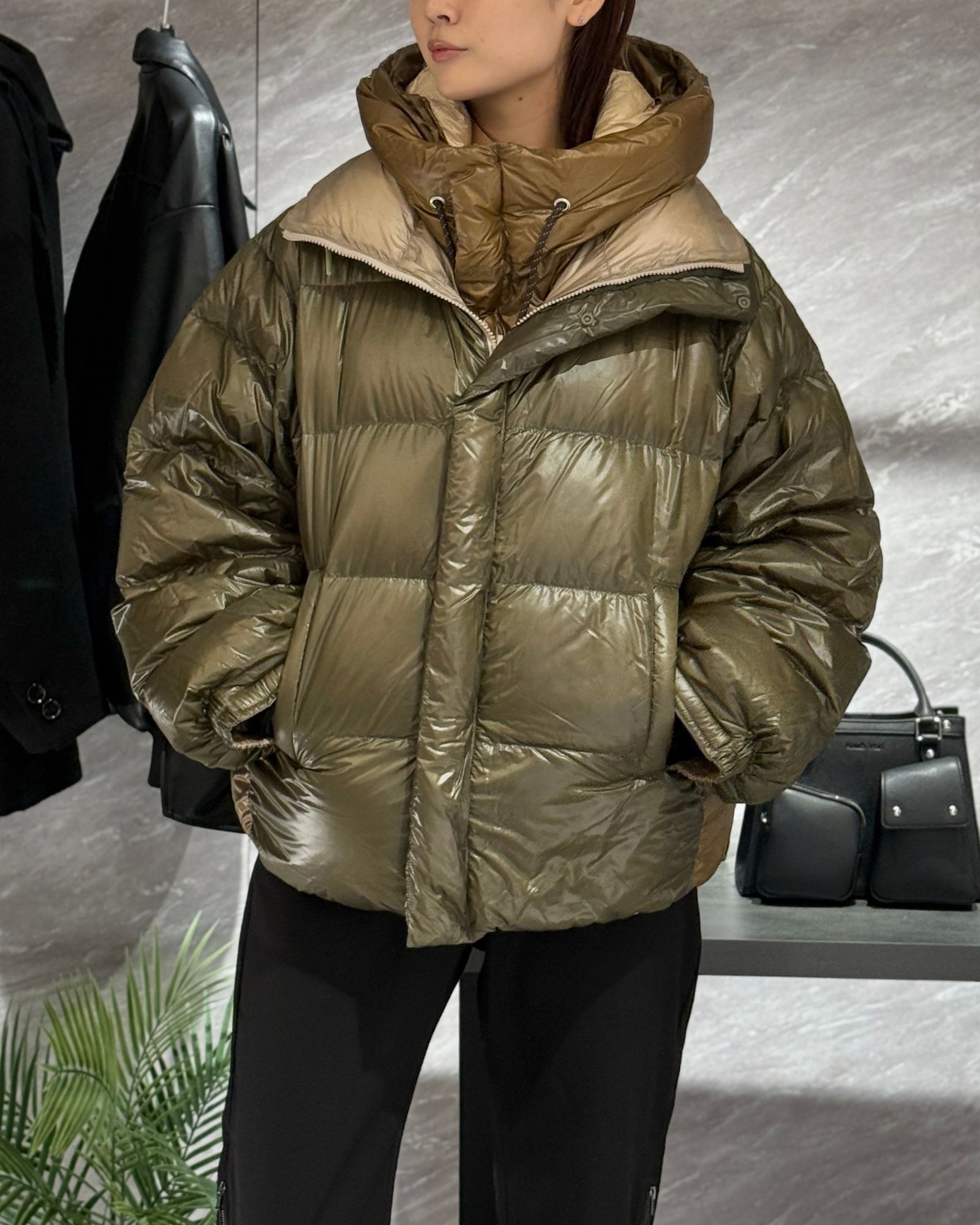 【BF割引対象12/2まで】NANGA multilayering down vest blouson / ナンガ コラボレーション ダウンジャケット (ベージュ) / メンズ / レディース