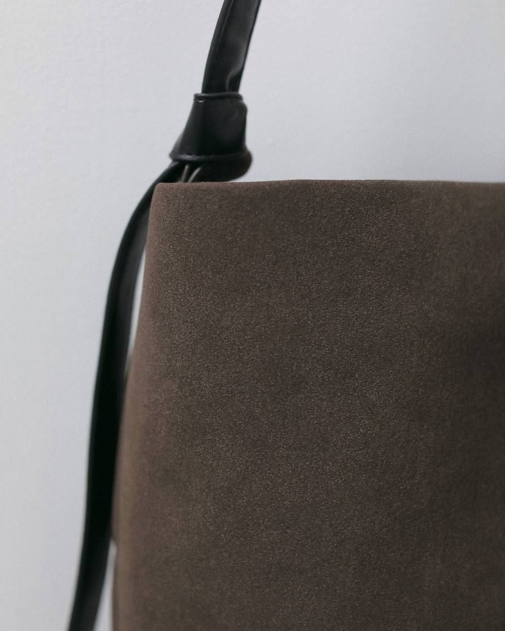 エコレザートートバッグ (ブラウン) Ecoleather Tote Bag (Brown) / 26AW 【6月29日まで期間限定予約】