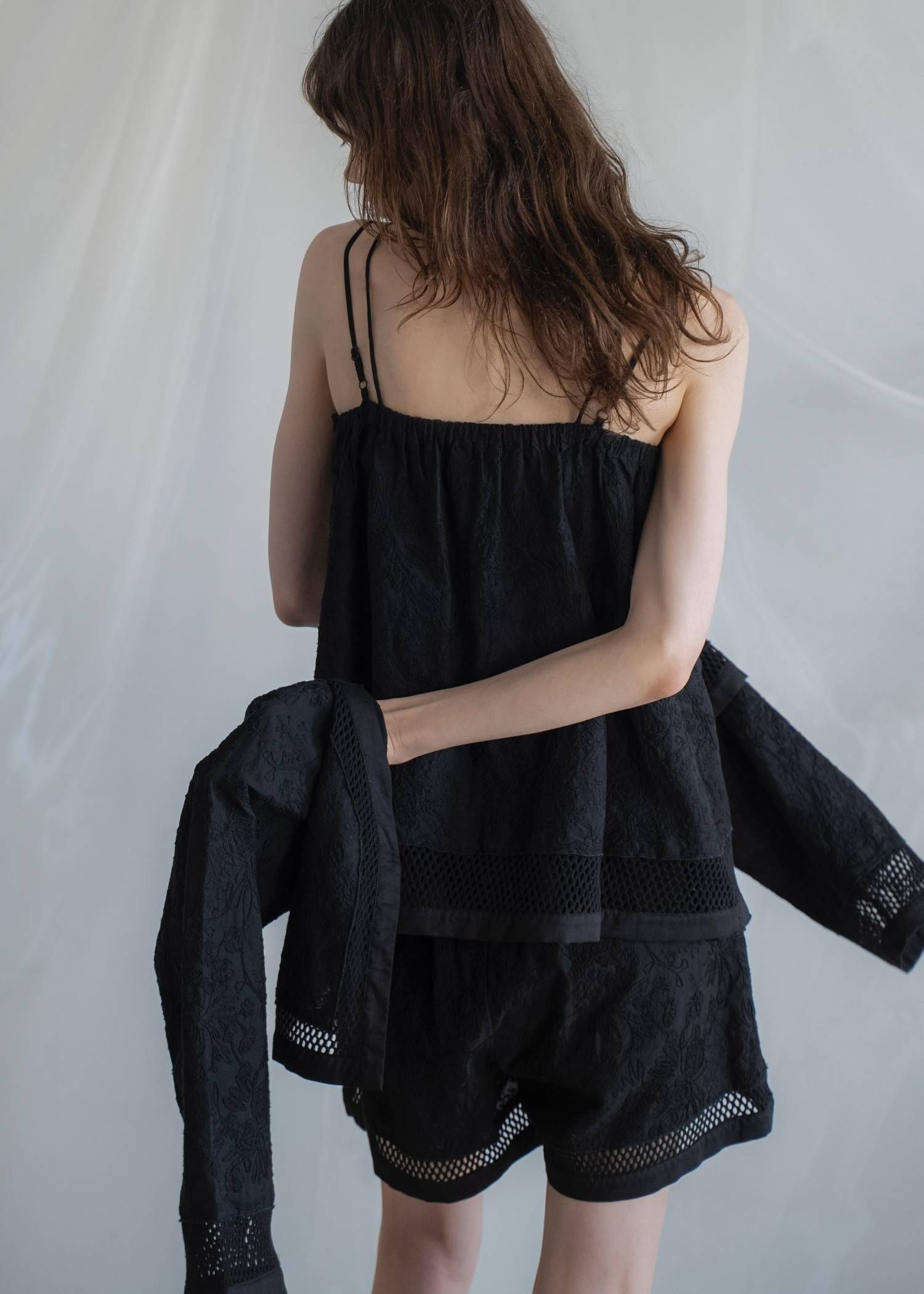 マルチウェイ キャミトップス (ブラック) multi way drape panel cami tops (Black) /  26SS