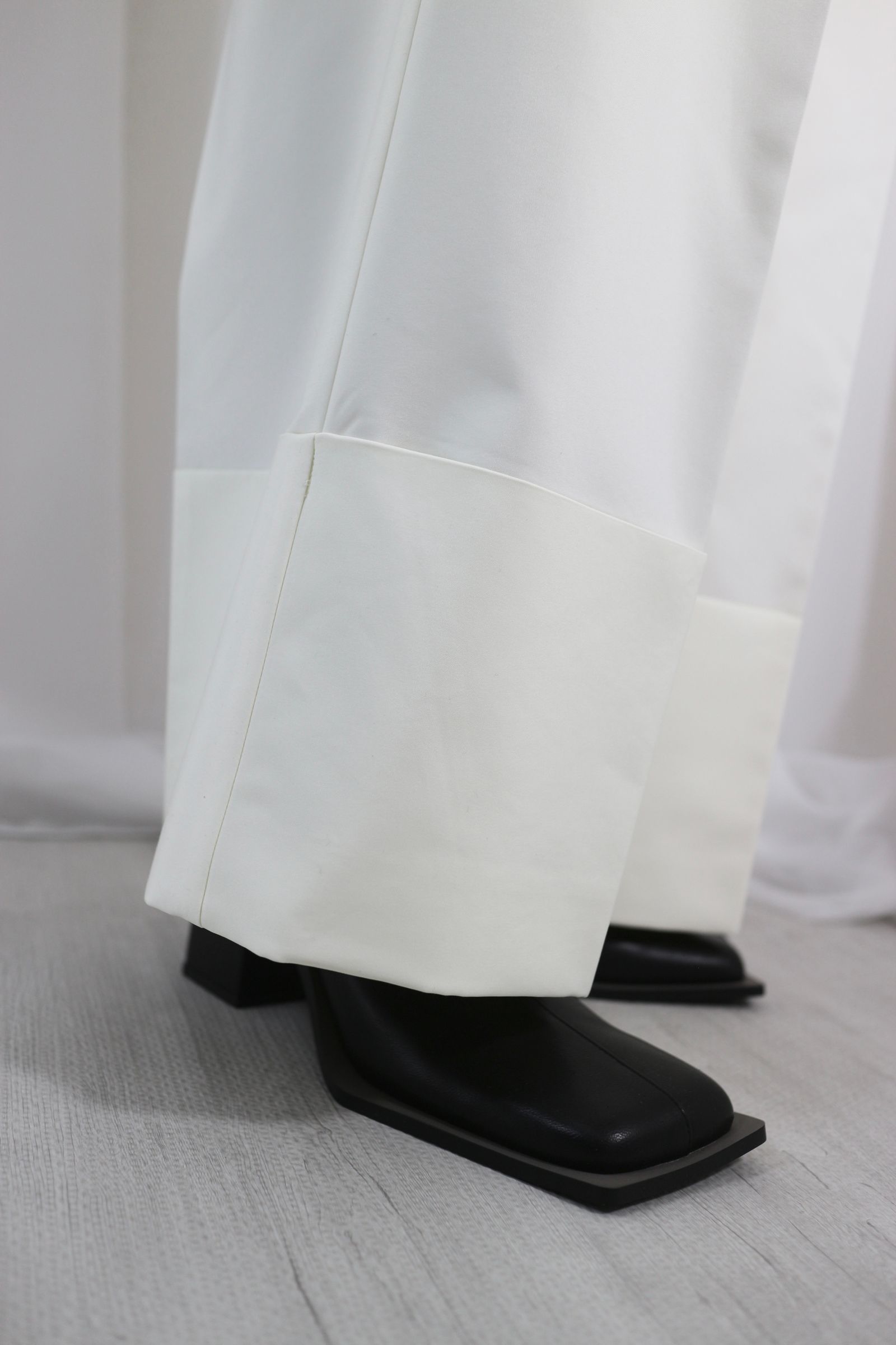 CINOH - DOUBLE CLOTH WIDE PANTS /ダブルクロスワイドパンツ