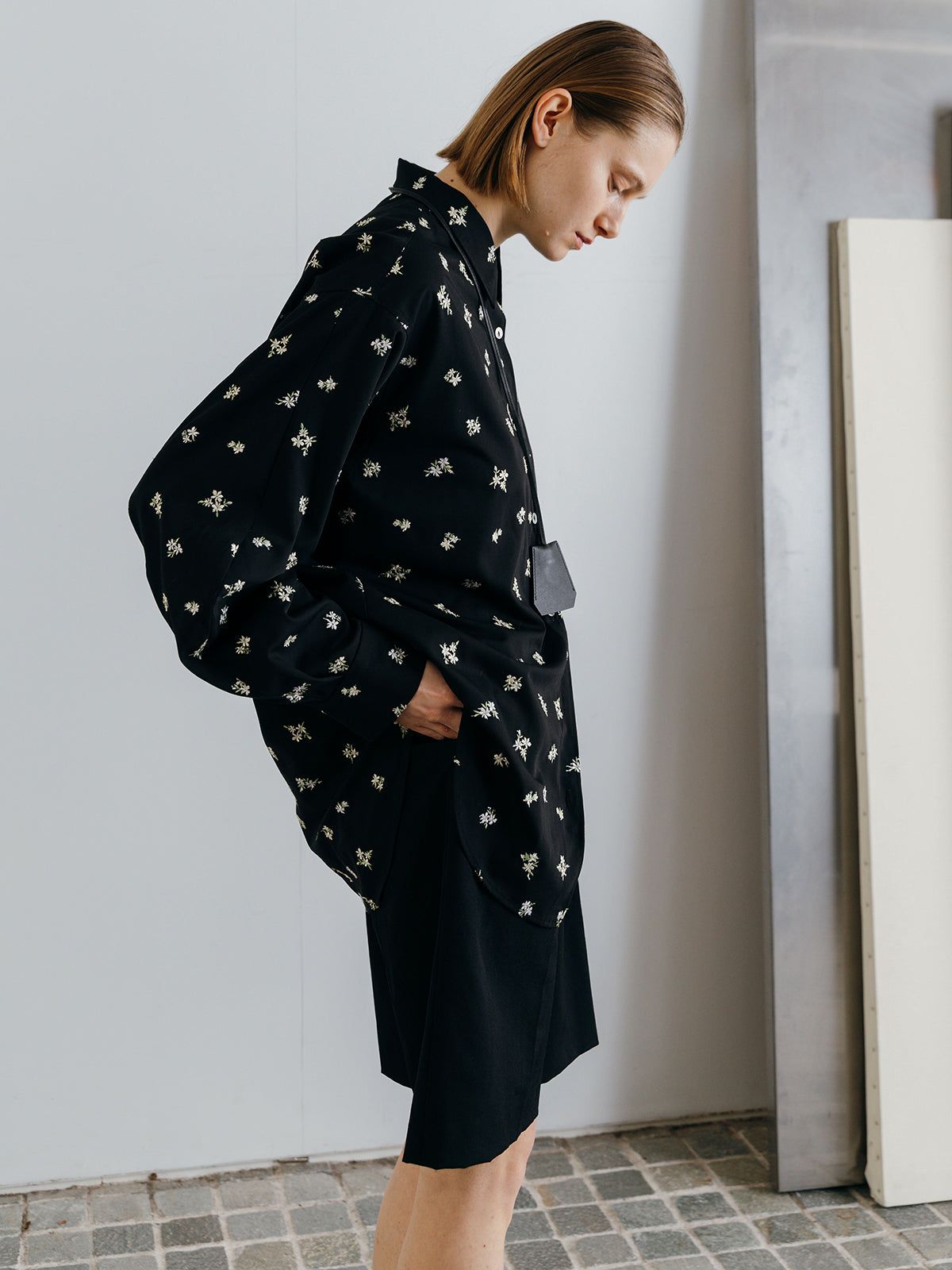 FLOWER EMBROIDERY SHIRTS (Black) / フラワーエンブロイダリー シャツ (ブラック) / 26SS