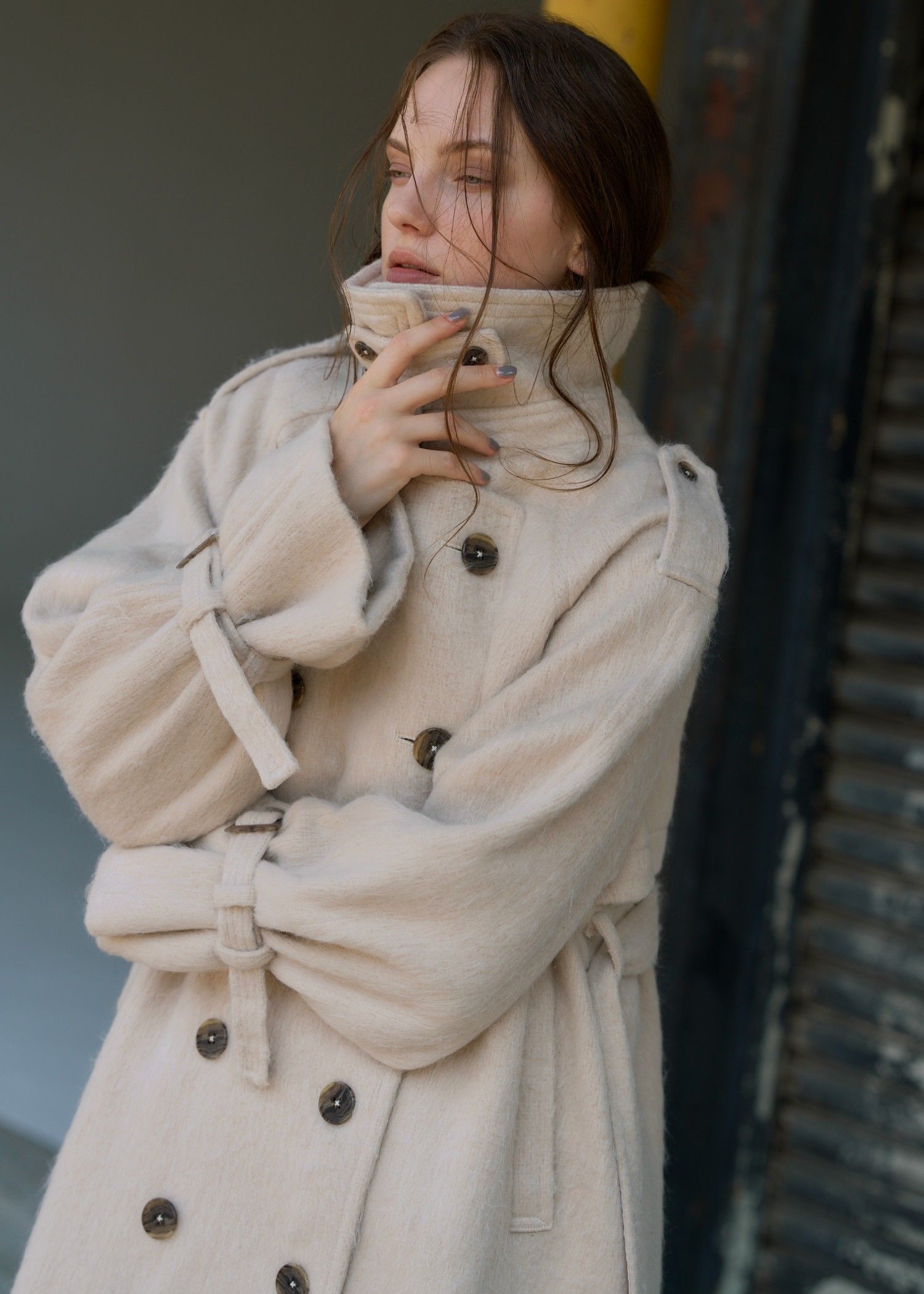shaggy volume sleeve trench long coat / シャギー トレンチコート (ミルクティー) / 25AW /