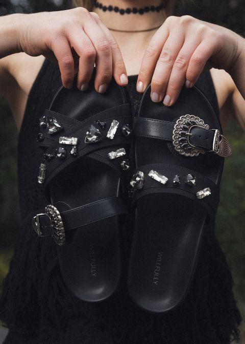 asymmetric bijou strap sandal (Black) / ビジューサンダル (ブラック) / 26SS