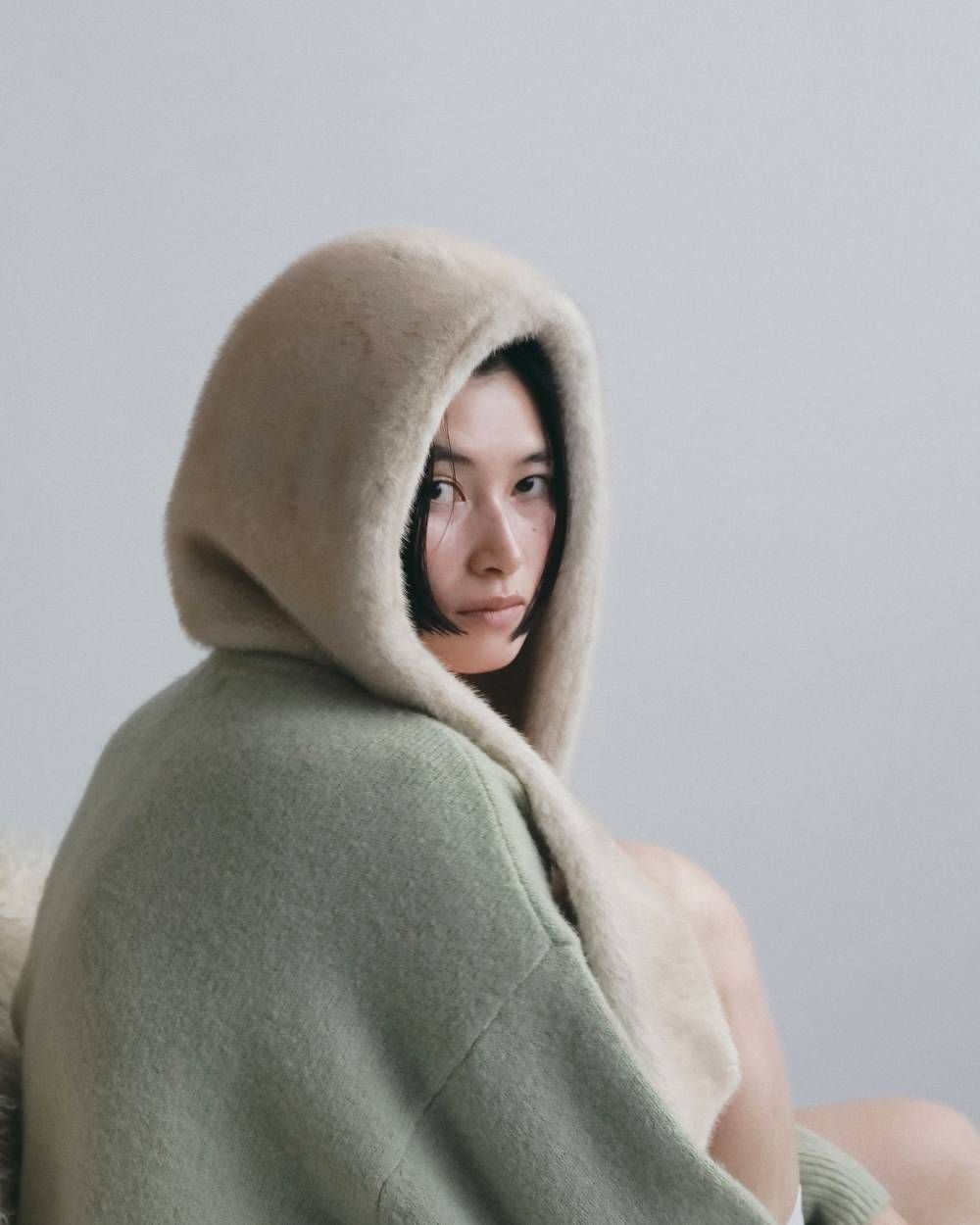 エコミンクファー フーディ (アイボリー) Eco Minkfur Hoodie (Ivory) / 26AW 【6月29日まで期間限定予約】