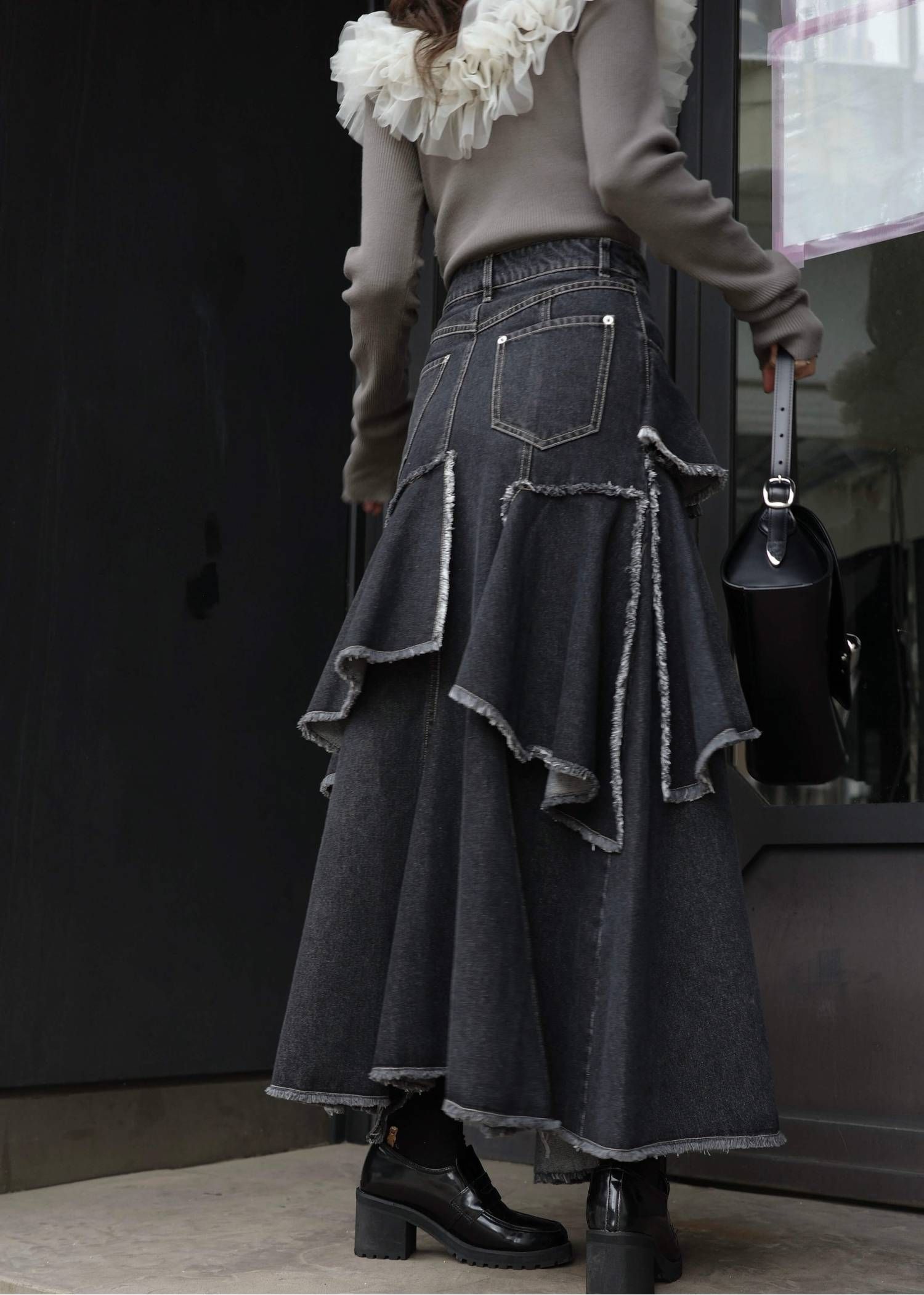 ランダム ティアードフリル デニムスカート (ブラック) random tiered frill denim SK (Black) /  26SS