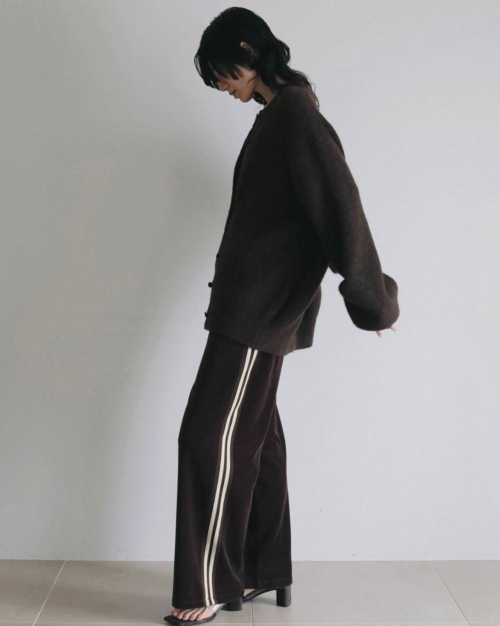 ベロアトラックパンツ (ブラウン) Velour Track Pants (Brown) /  26AW