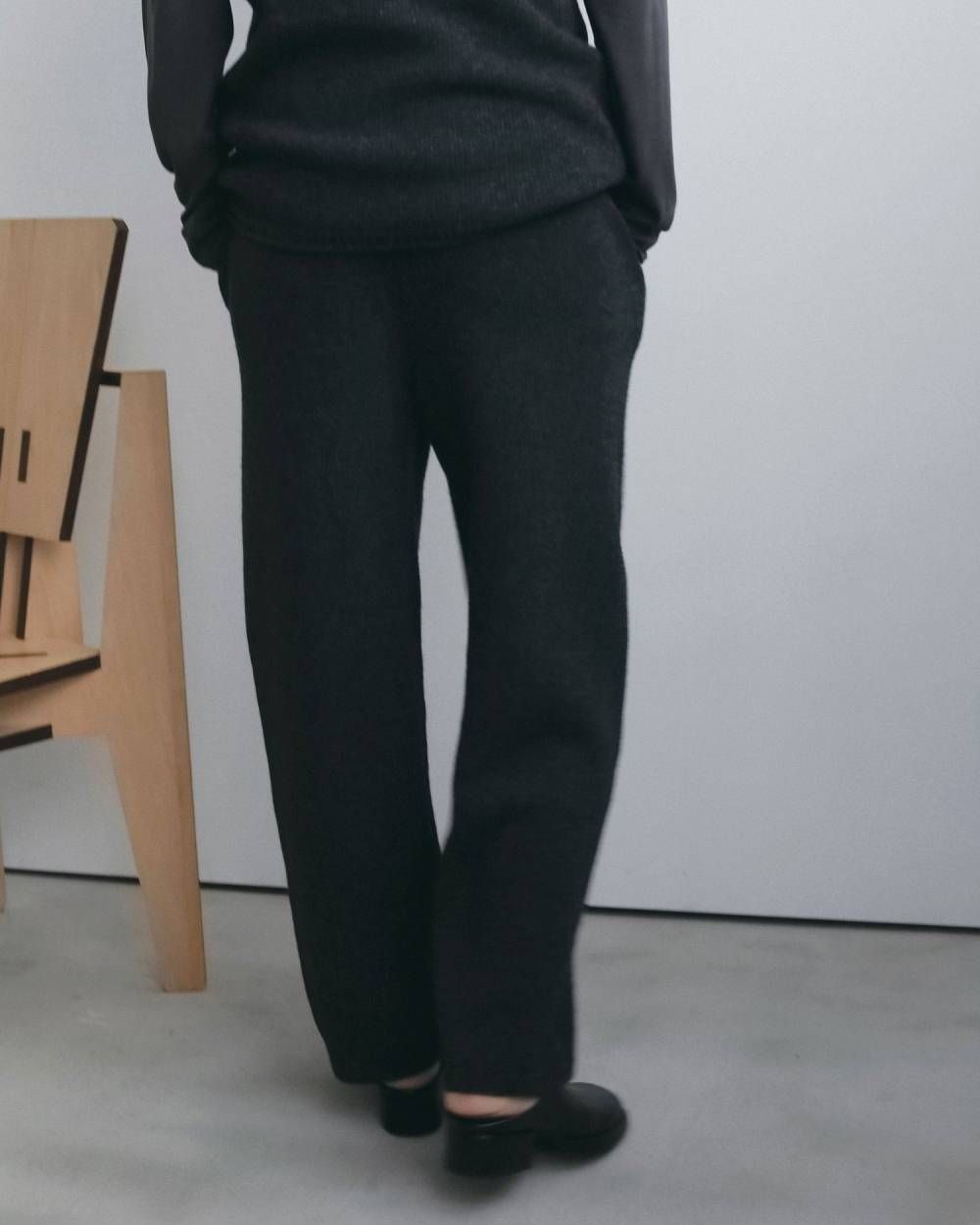 ニットコクーンパンツ (チャコールグレー) Knit Cocoon Pants (Charcoal gray) / 26AW 【6月29日まで期間限定予約】