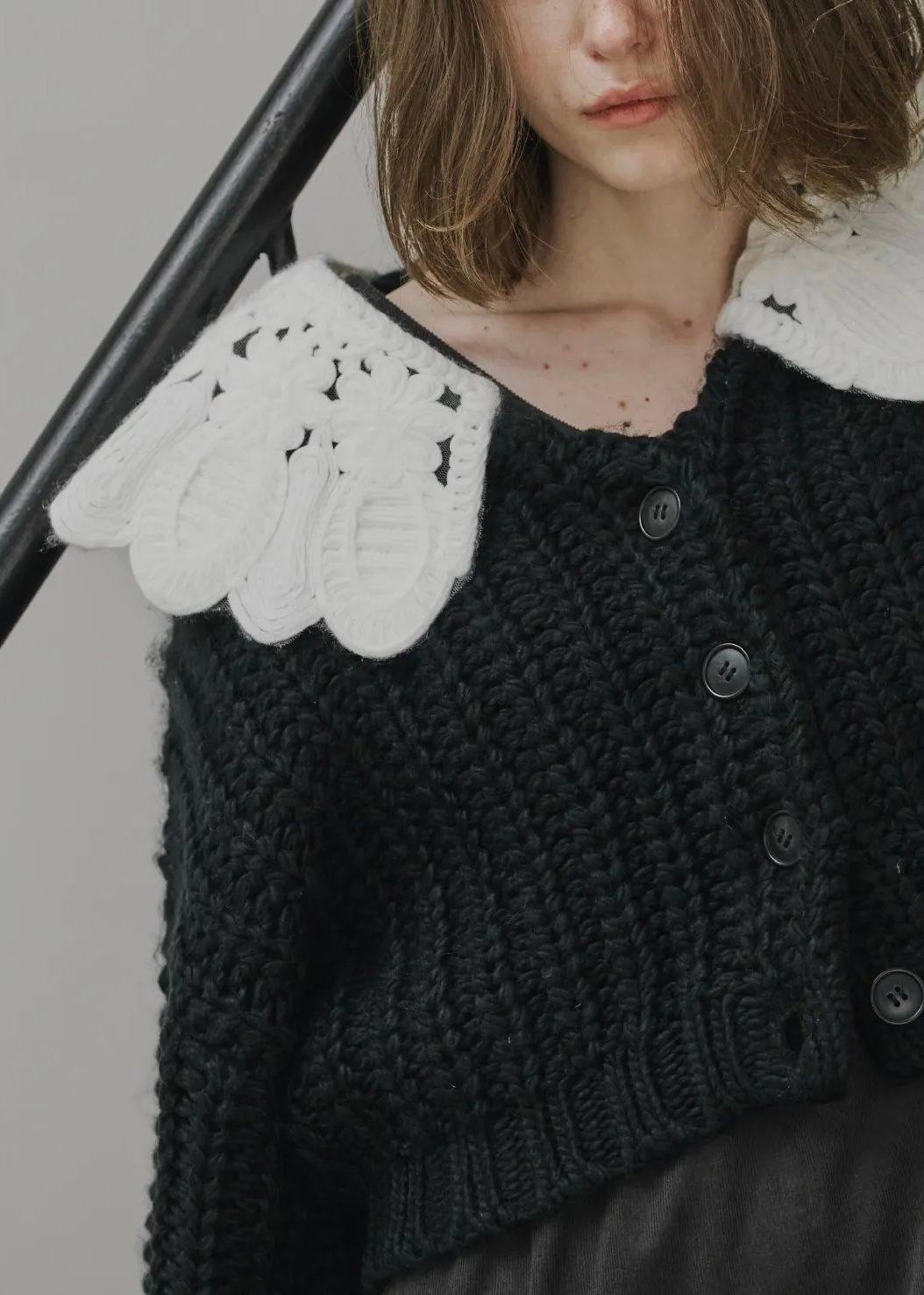 motif collar removal knit cardigan / モチーフカラー ニットカーディガン (ブラック) / 25AW