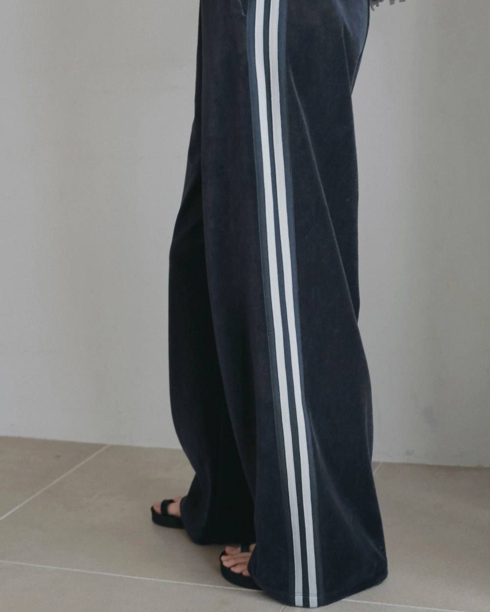 ベロアトラックパンツ (チャコールグレー) Velour Track Pants (Charcoal gray) /  26AW