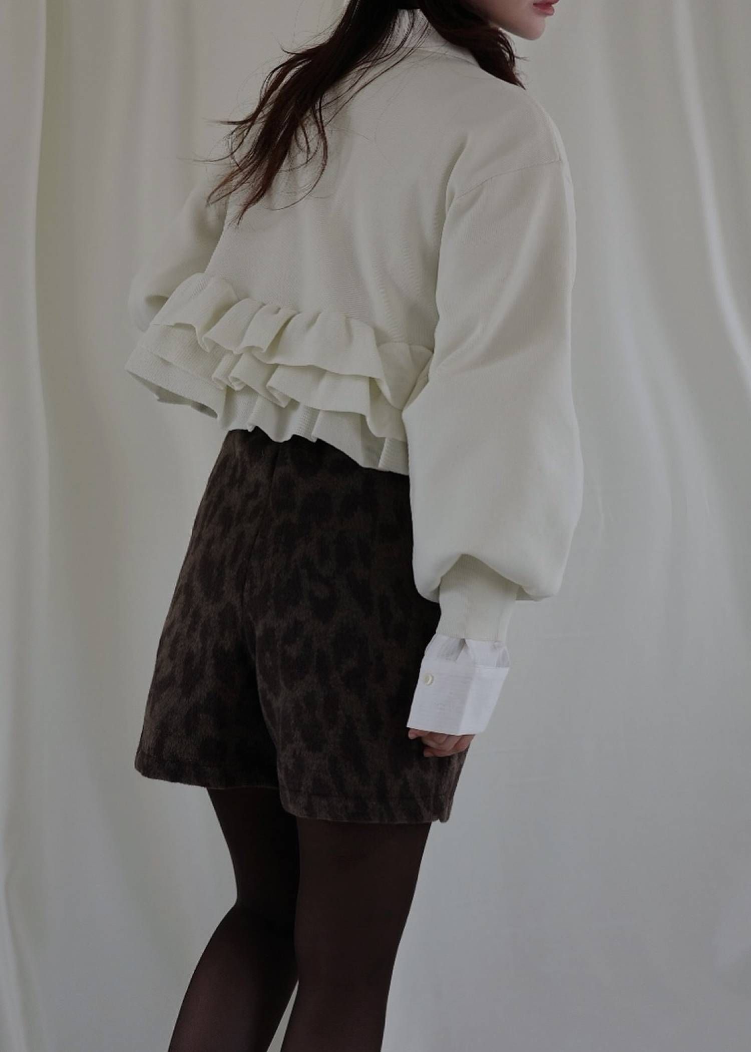 フリルニットカーディガン (アイボリー) hem ruffle frill knit cardigan (Ivory) /  26SS