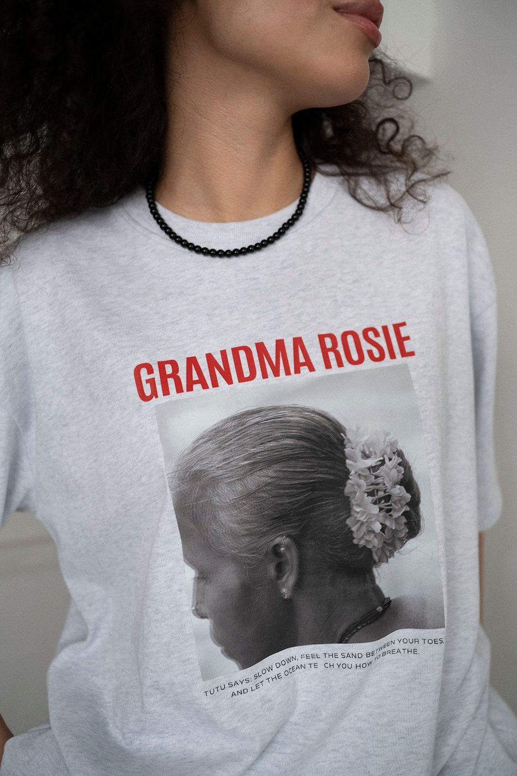 フォトTシャツ (ライトグレー) GRANDMA ROSIE Photo T-shirt (LighetGray) /  26SS