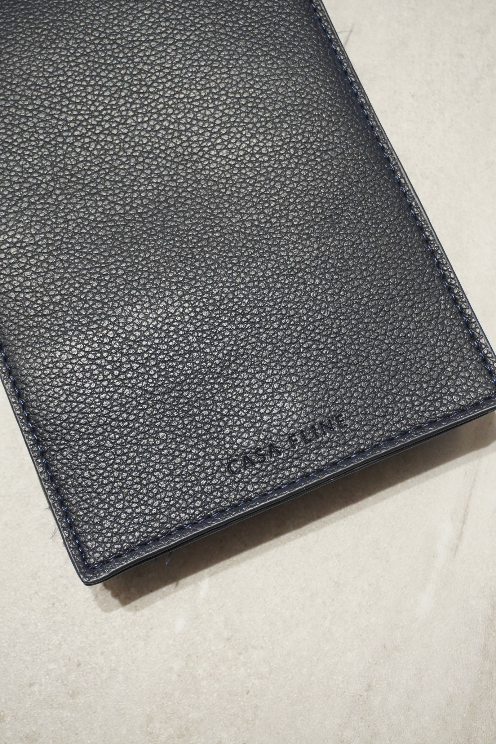 RECYCLING LEATHER MULTI MOBILE POUCH / リサイクルレザーマルチモバイルポーチ (ブラック) スマホショルダー/コインケース・カードホルダー付き / 取り外し可能