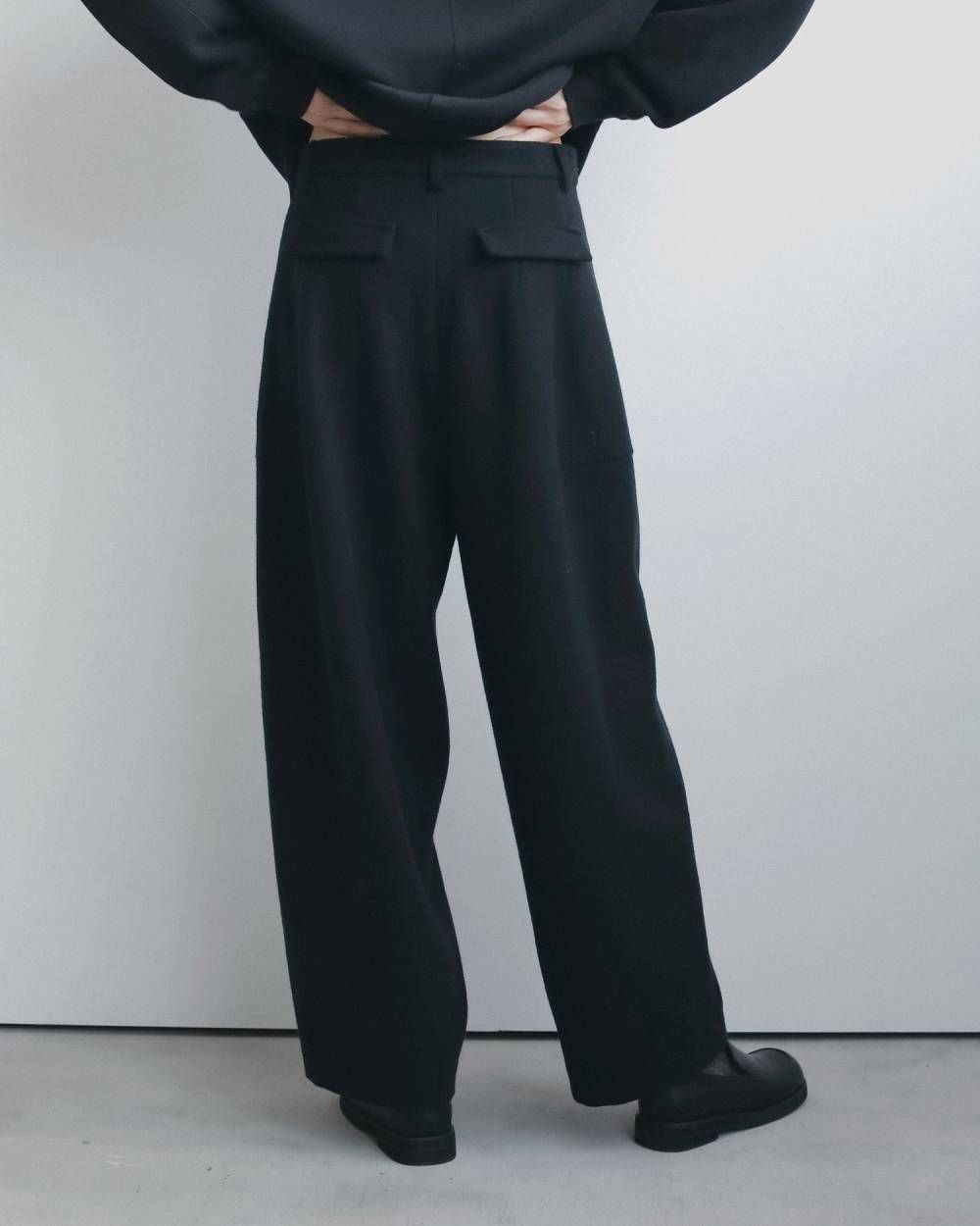 ウールコクーンパンツ (ネイビー) Wool Cocoon Pants (Navy) / 26AW 【6月29日まで期間限定予約】