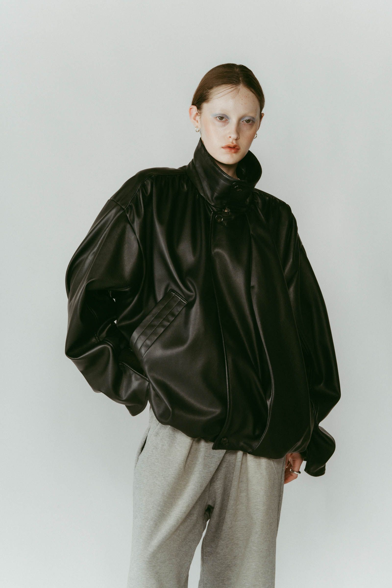 voluminous leather jacket(unisex) / ボリュームレザージャケットブルゾン (ブラック) / 25AW