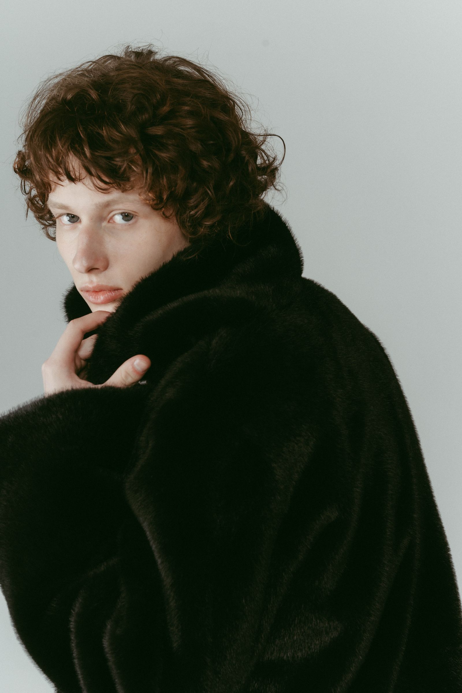 point collar fur coat / ポイントカラー ファーコートジャケット (ブラック) / 25AW