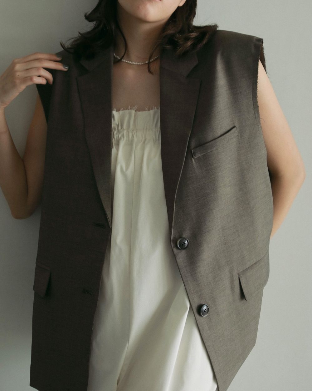 Cutoff Over Vest / カットオフ オーバーベスト (ブラウン)