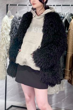 PERMANENT FAKE FUR COAT (NOIR) / パーマフェイクファーコート ノワール