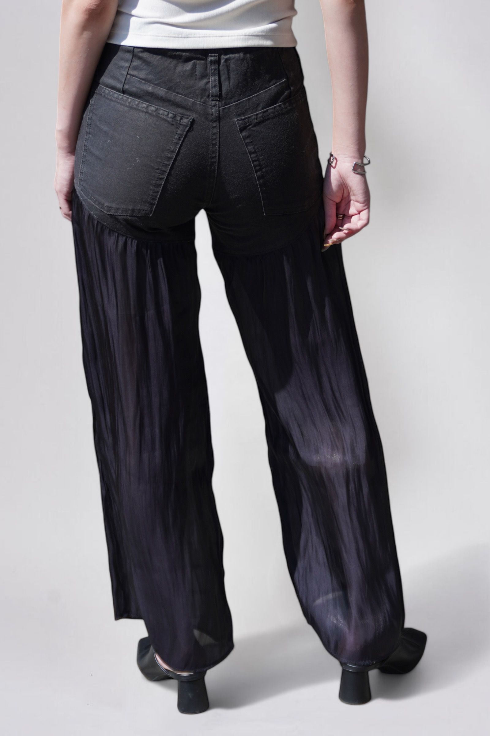 JEAN FLARE PANTS / デニムフレアパンツ (ブラックレザー) / レディース