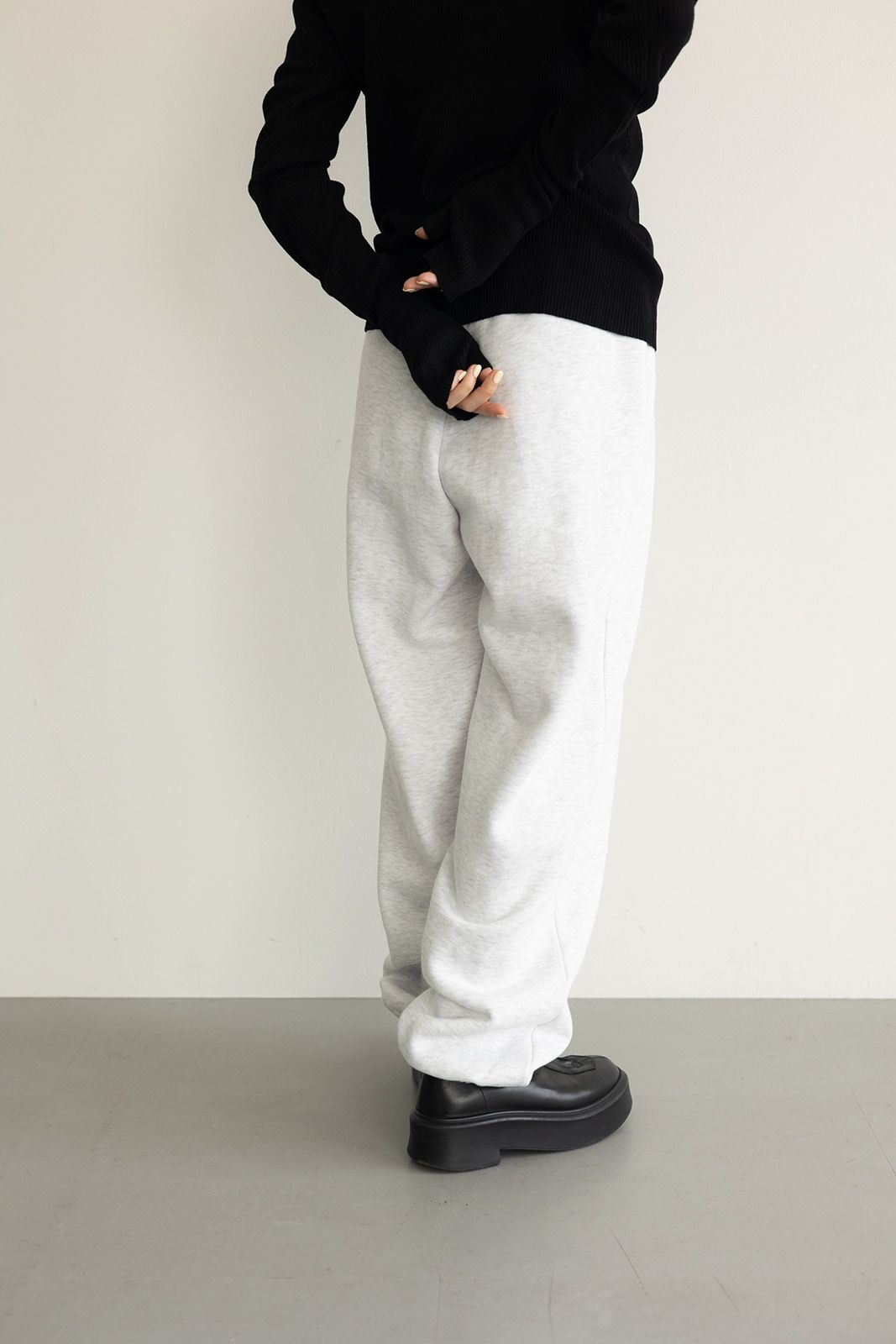 STUDIO CAVEZA スウェットパンツ (グレー)