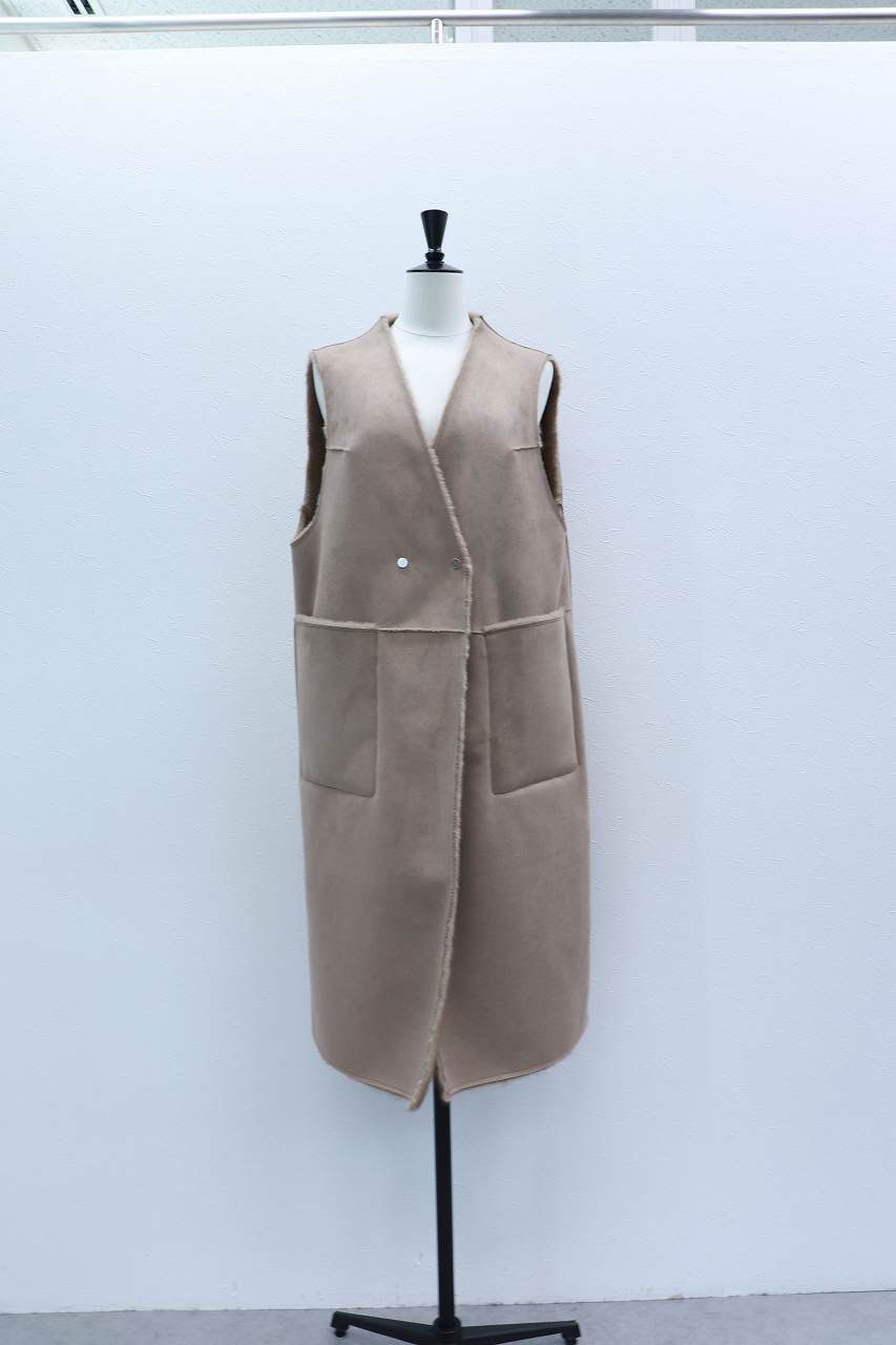 リバーシブル ムートンジレ (ベージュ) Reversible shearling gilet (Beige) / 26AW