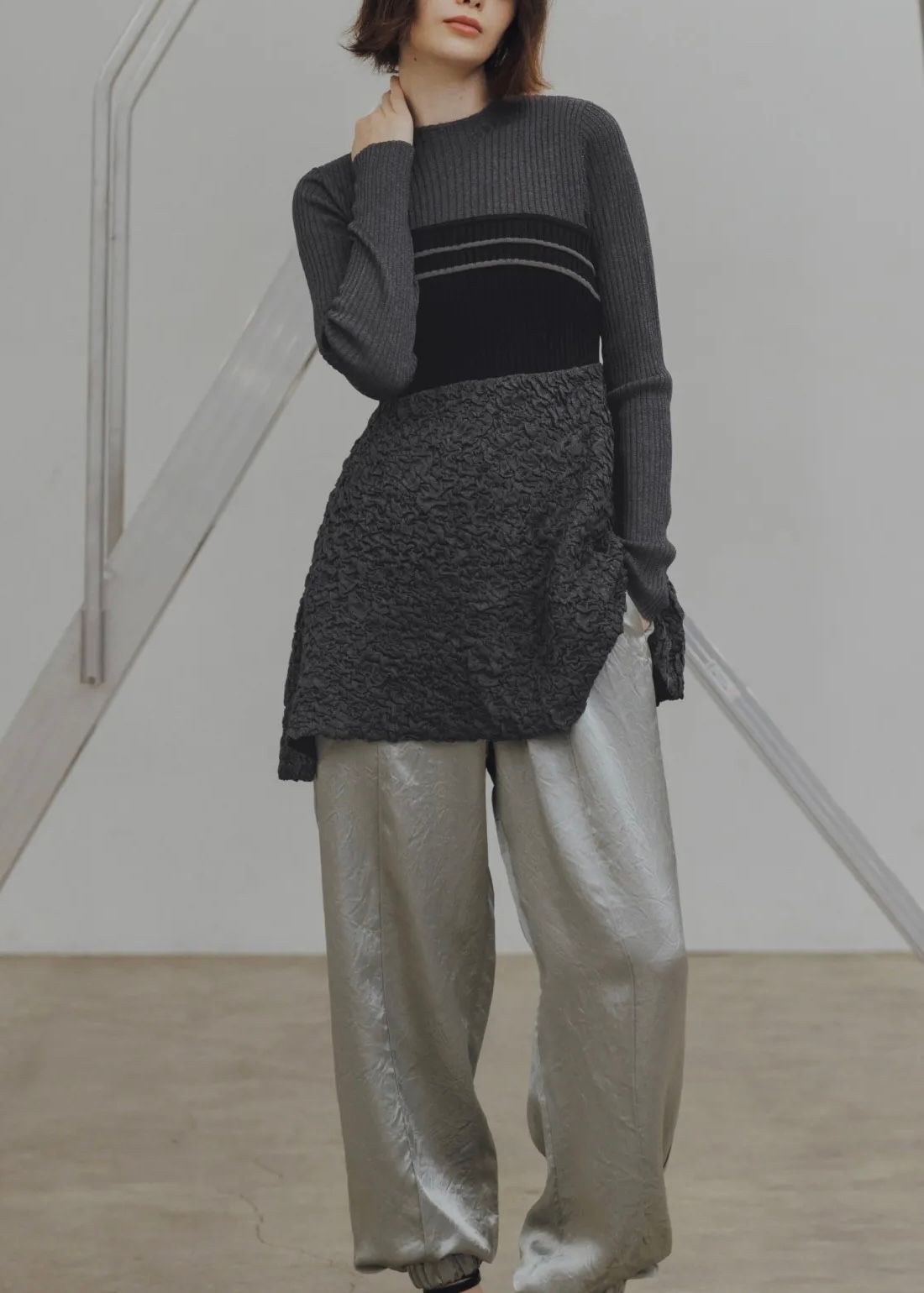 sheer lame peplum blister jacquard knit / シアーラメ ジャガードニット (ブラック) / 25AW
