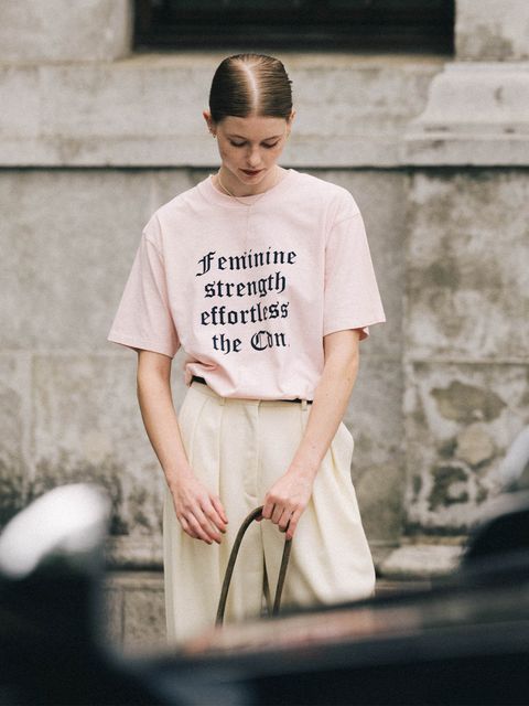 パーマネント Tシャツ (FLOCKY OLD ENGLISH) PARMANENT TEE (FLOCKY OLD ENGLISH) /  26SS