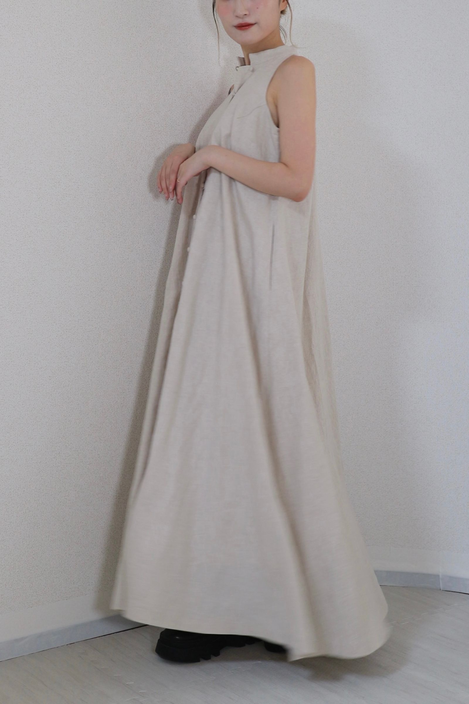 STAND COLLAR AMERICAN SLEEVE DRESS / スタンドカラー アメスリーブドレス (ナチュラル) フレアシルエット