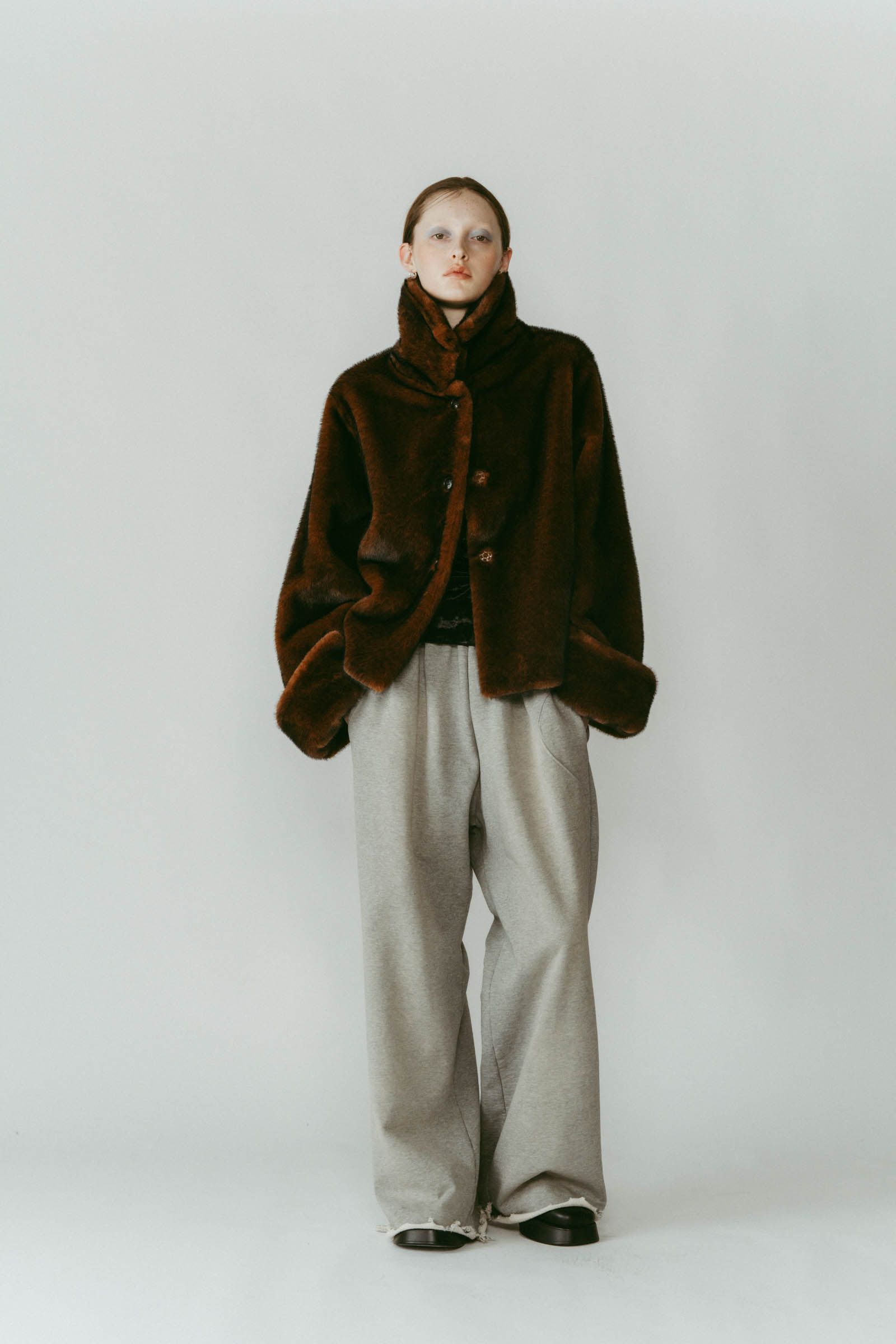 point collar fur coat / ポイントカラー ファーコートジャケット (ブラウン) / 25AW