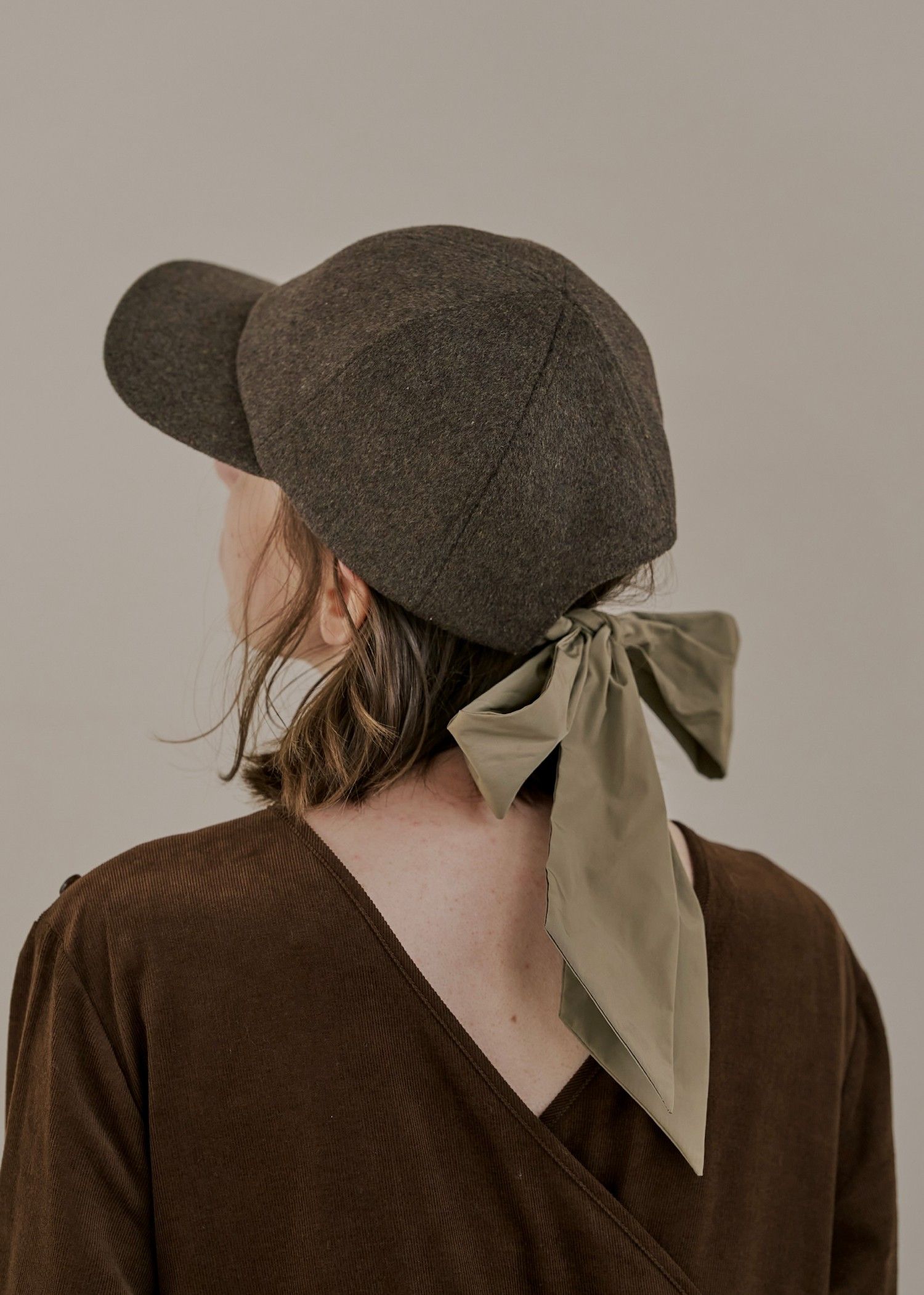 wool touch back ribbon casquette cap / ウールタッチ バックリボン キャスケットキャップ (マロン) / 25AW