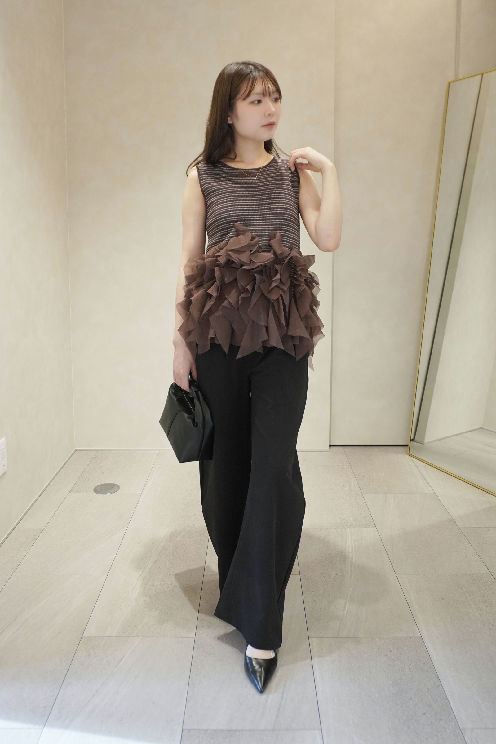 STYLE NO. 647