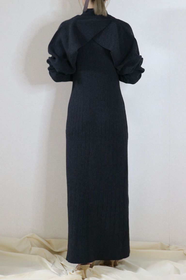 156cm 着用サイズ:フリー