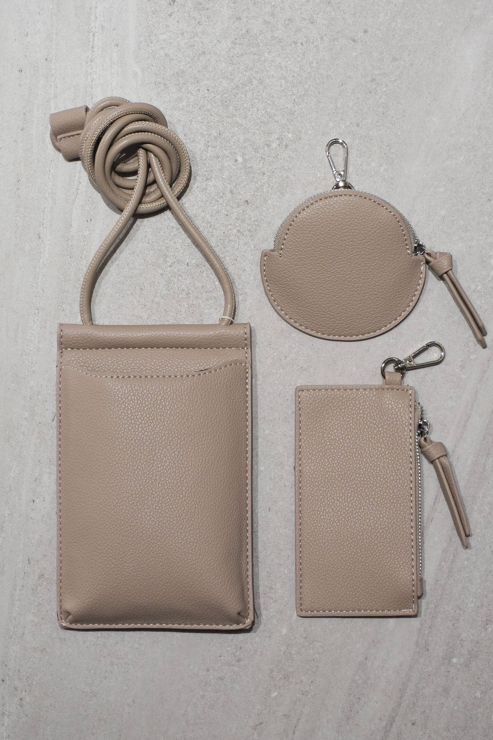 RECYCLING LEATHER MULTI MOBILE POUCH / リサイクルレザーマルチモバイルポーチ (ベージュ) スマホショルダー/コインケース・カードホルダー付き / 取り外し可能