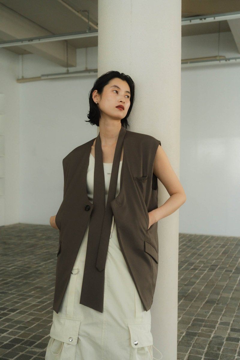 2way collarless gilet / 2ウェイ カラーレスジレ (グレージュ) / ユニセックス