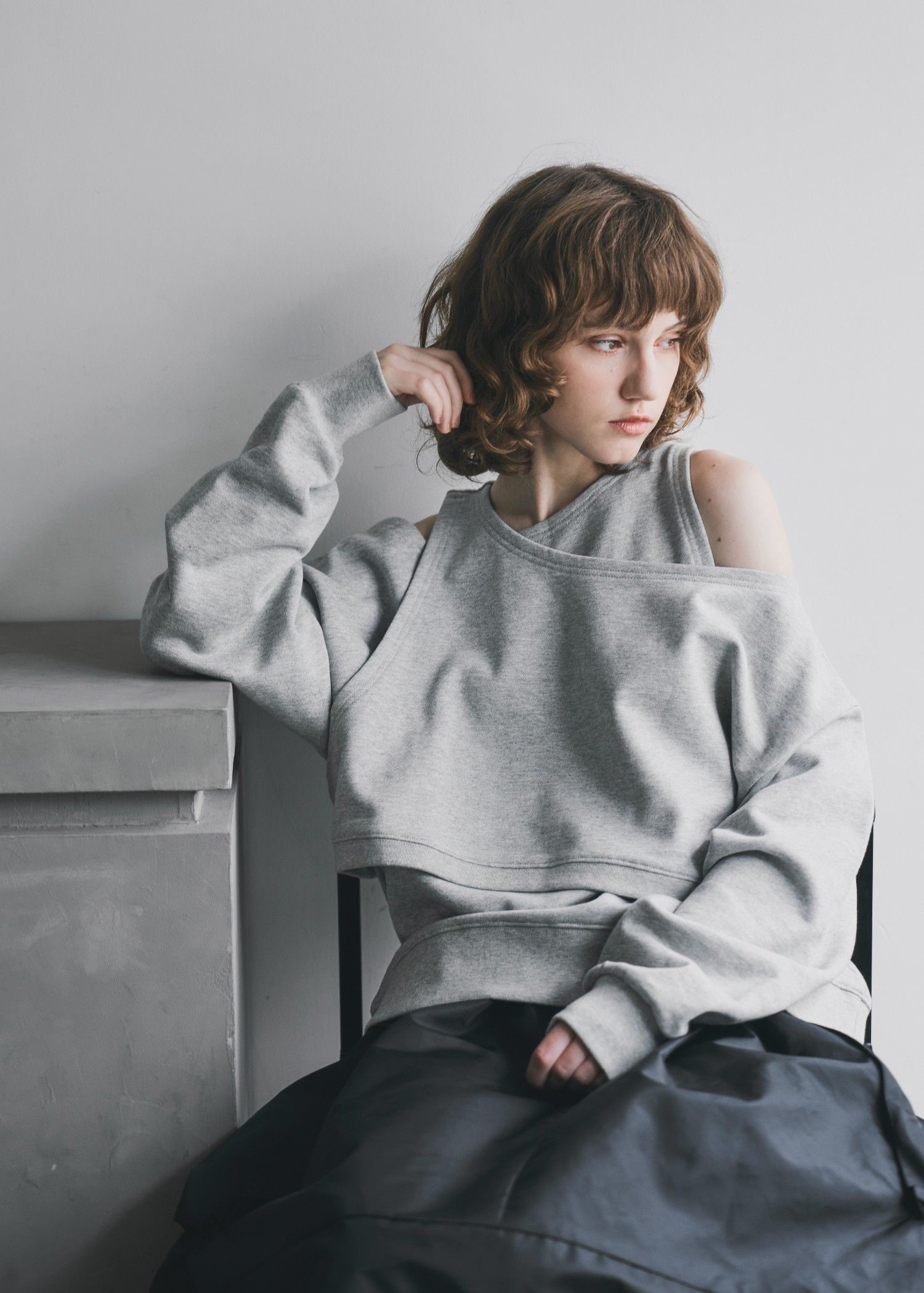 asymmetry 2 piece layered sweat / 2ピースレイヤードスウェット (グレー) / 25AW /