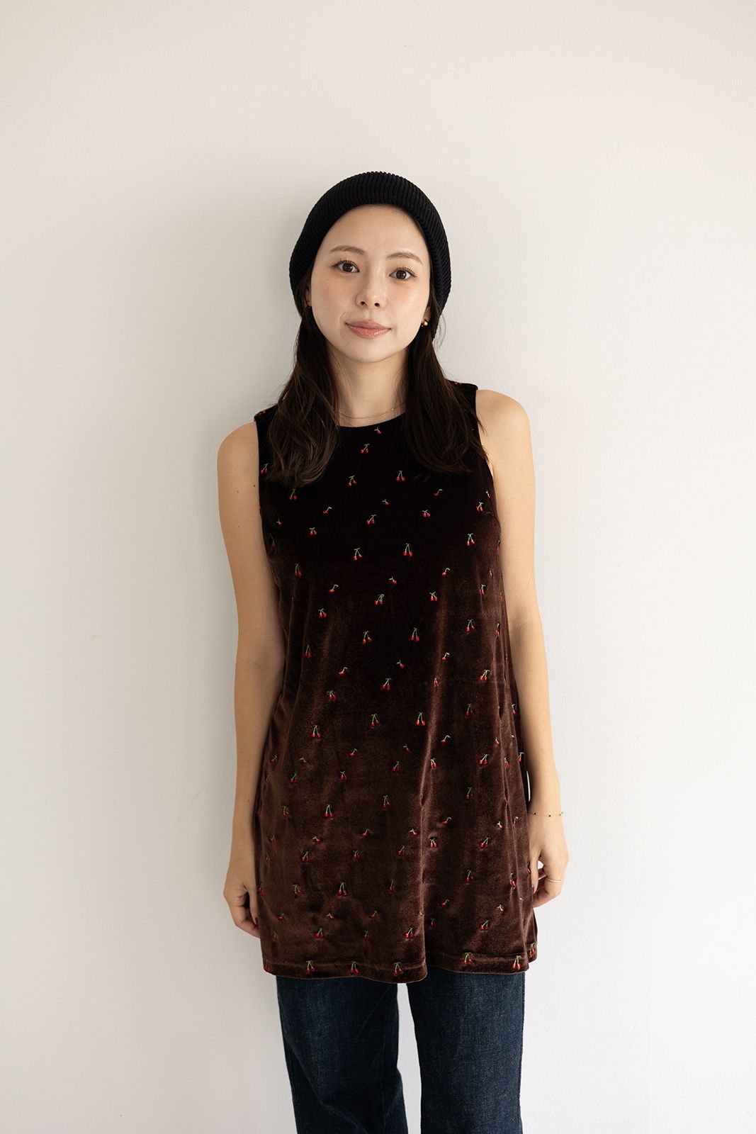 チェリーエンブロイダリーベロアチュニック (ブラウン) Cherry Embroidered Velour Tunic (Brown) /  26SS