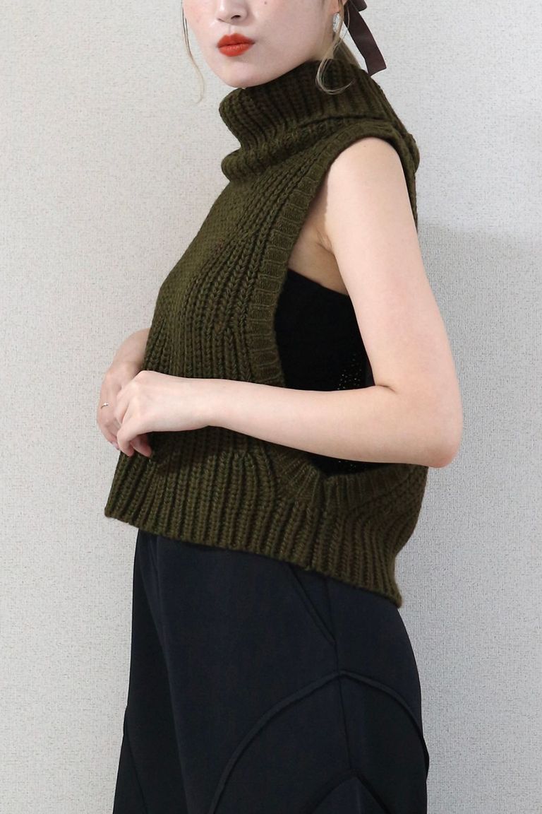 156cm 着用サイズ:フリー