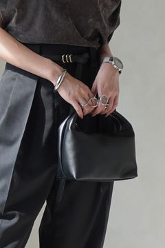 ワンハンドル レザーバッグ (ブラック) Onehandle Leather Bag (Black) / 26AW