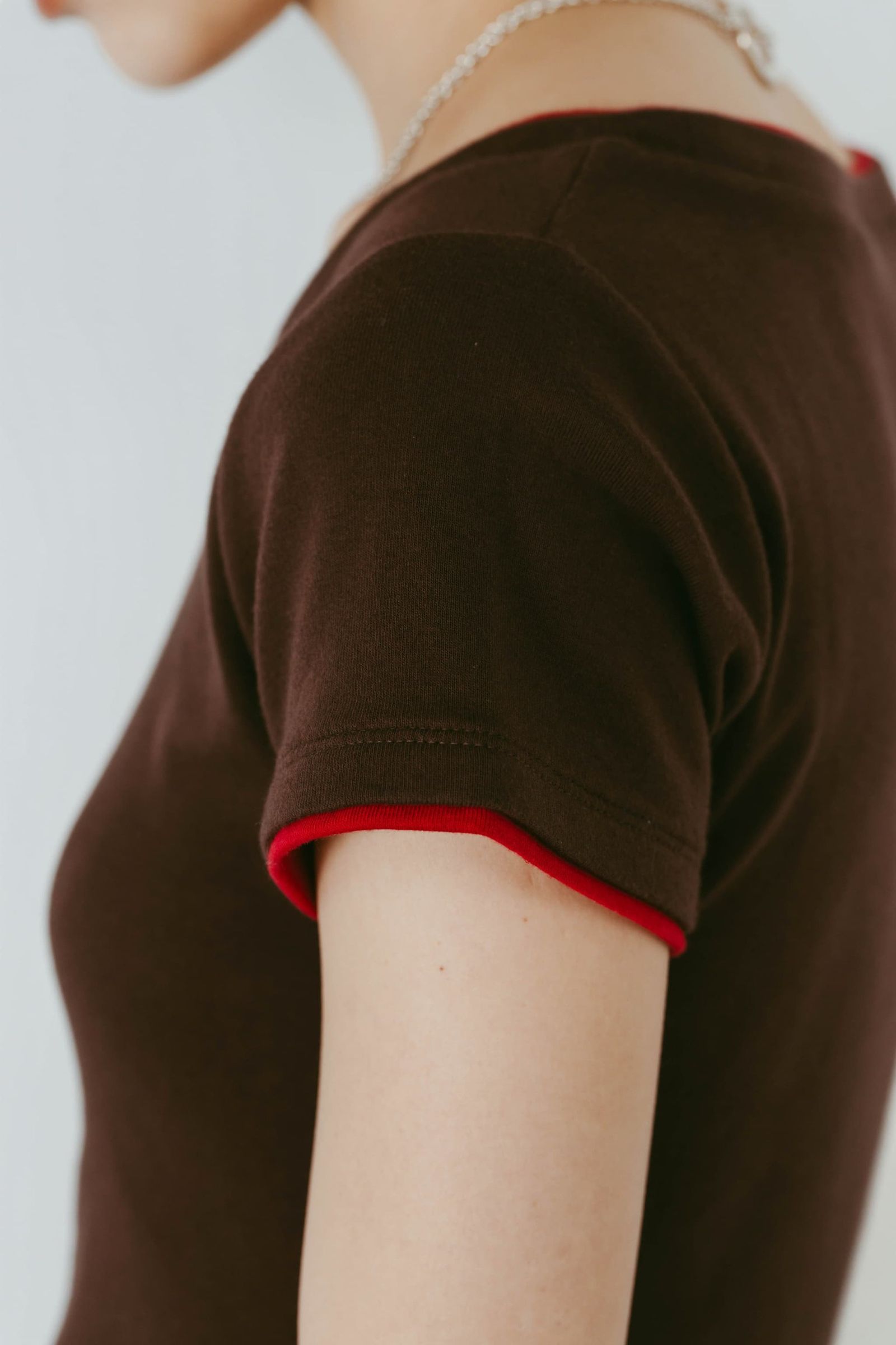 レイヤード クルーネックTシャツ (ブラウン) layered crewneck tee (Brown) /  26SS