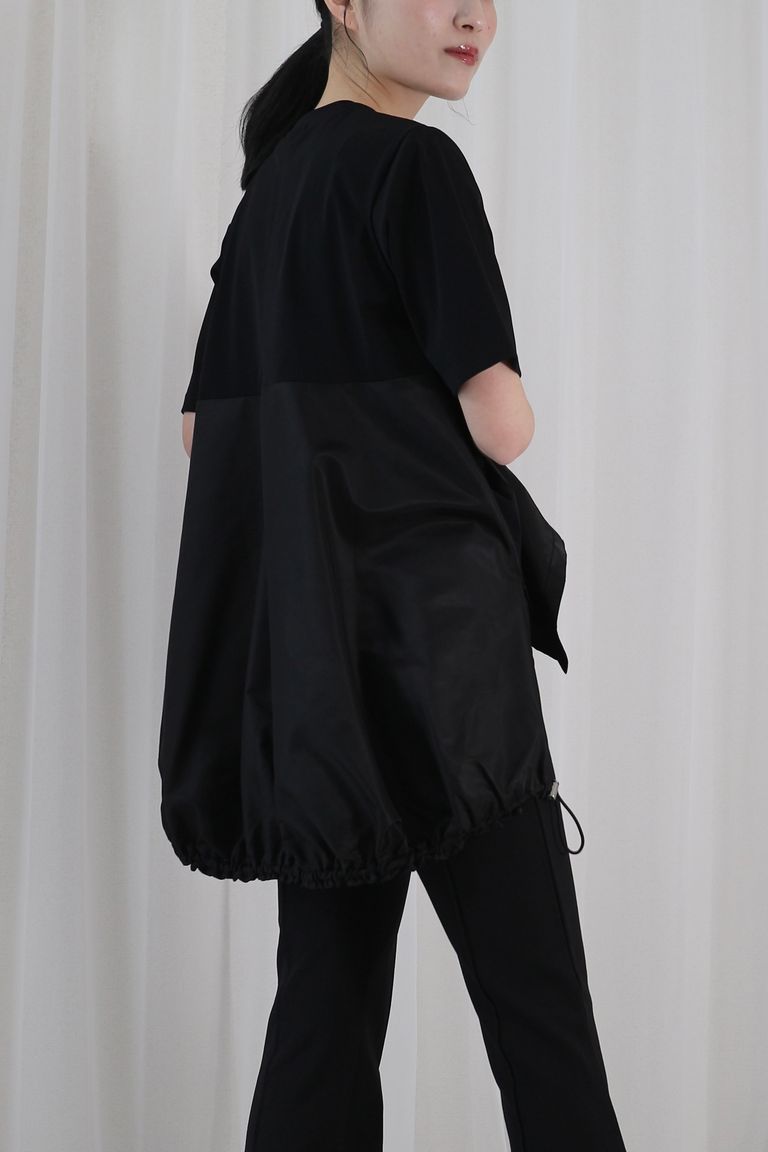156cm 着用:38 (店内照明)