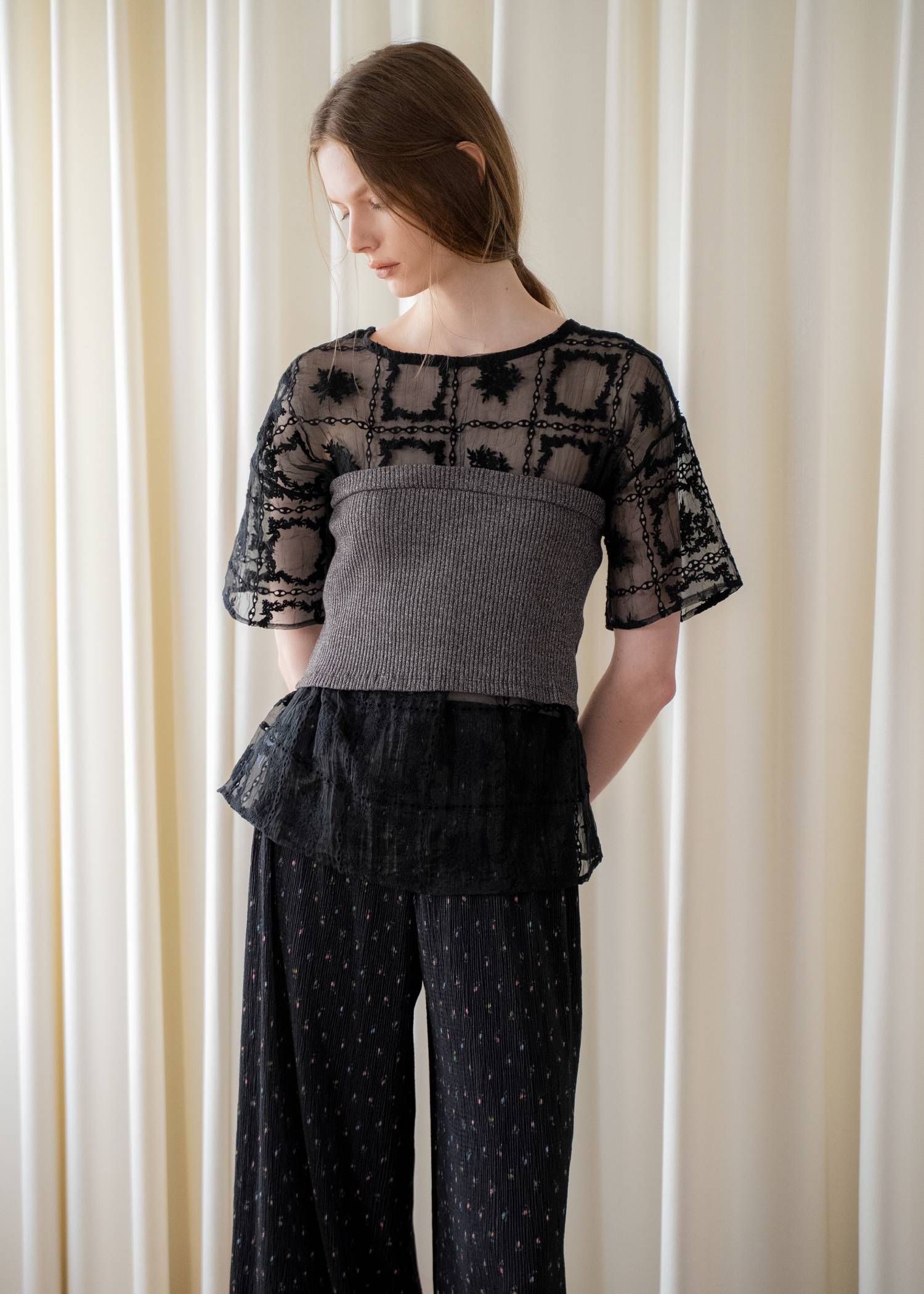 レースビッグTシャツ & リブトップス セット (Black) square lace big tee & rib tops SET (ブラック) /  26SS